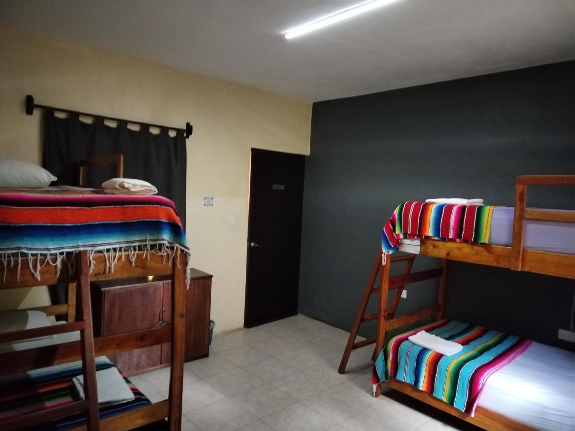 Hostel Casa Xtakay Valladolid  Exteriör bild