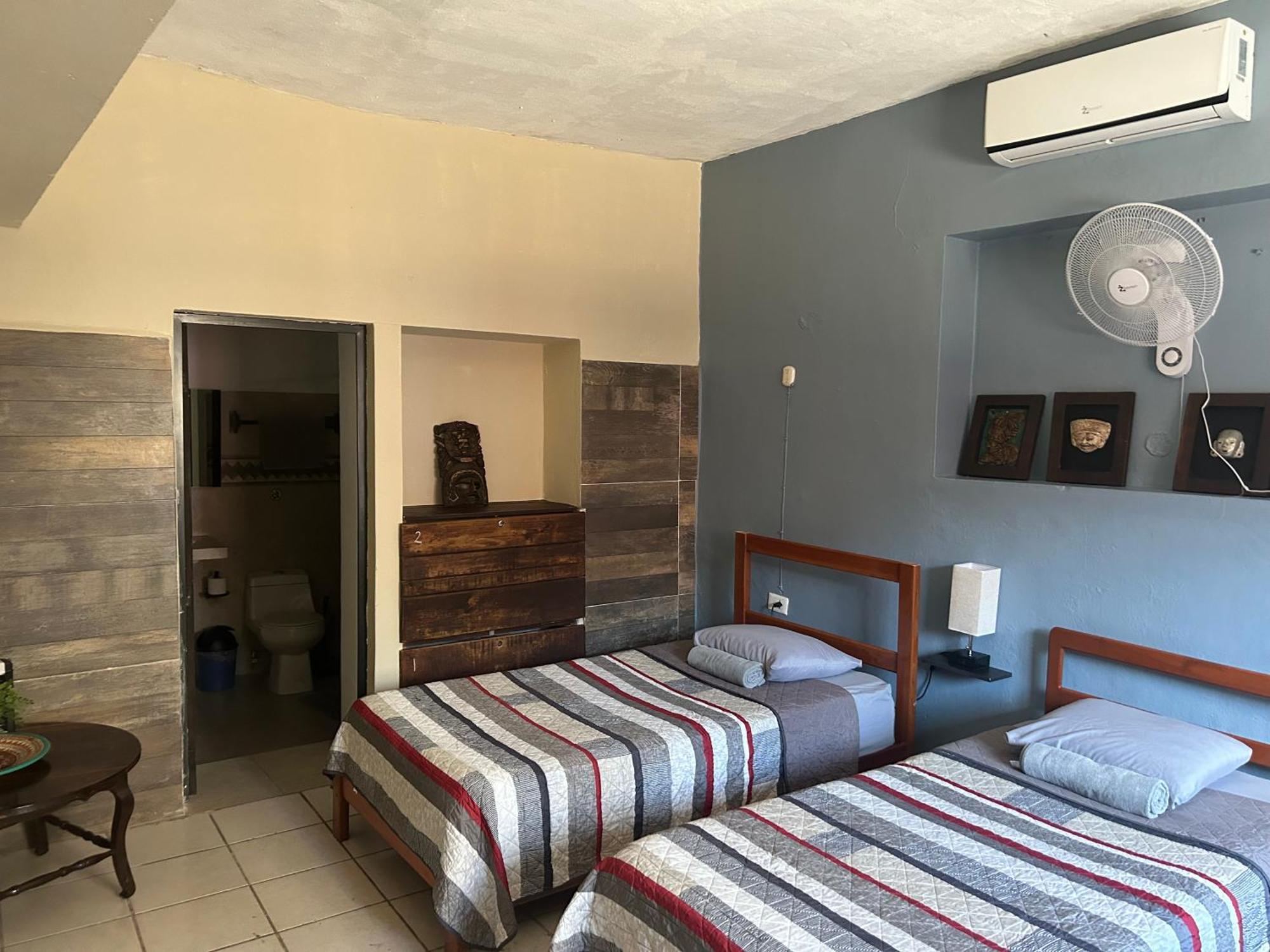 Hostel Casa Xtakay Valladolid  Exteriör bild